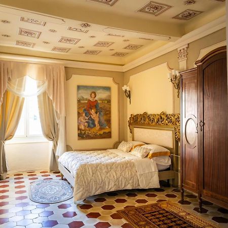 Palazzo Lari Sarzana Hotel Kültér fotó