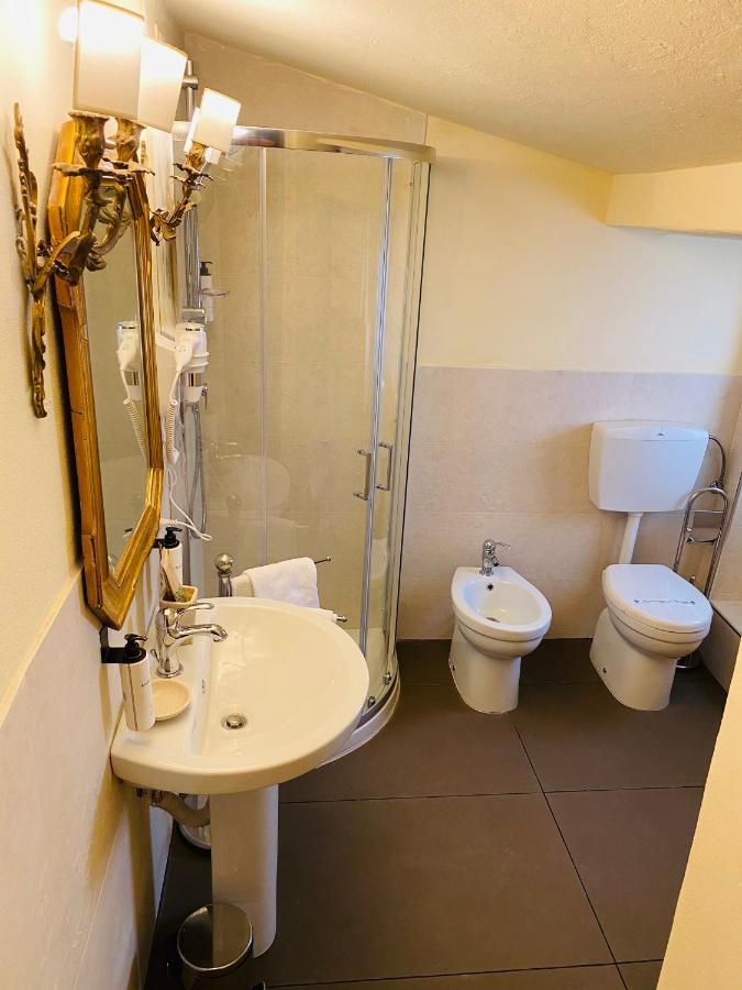 Palazzo Lari Sarzana Hotel Kültér fotó