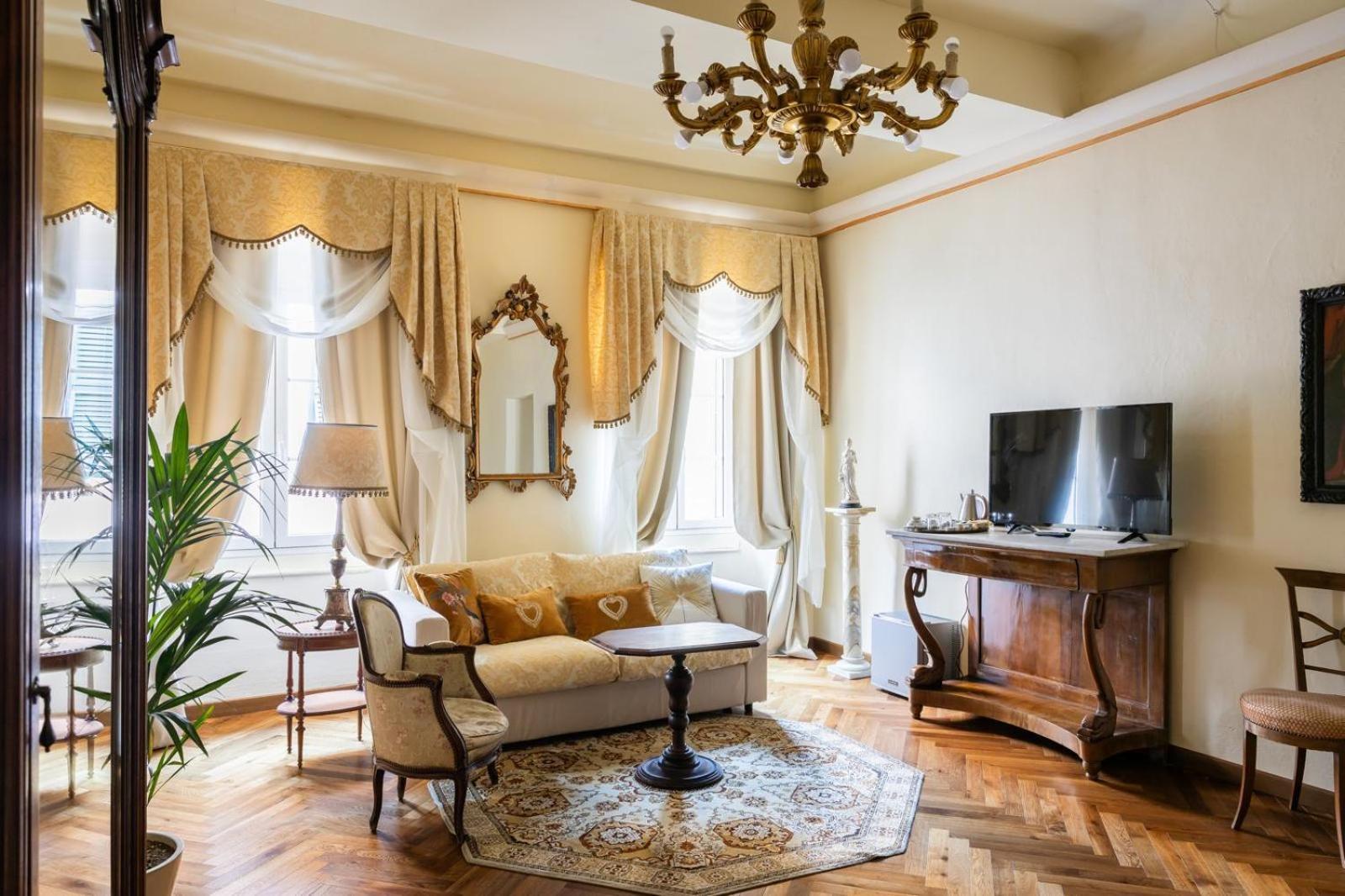 Palazzo Lari Sarzana Hotel Kültér fotó